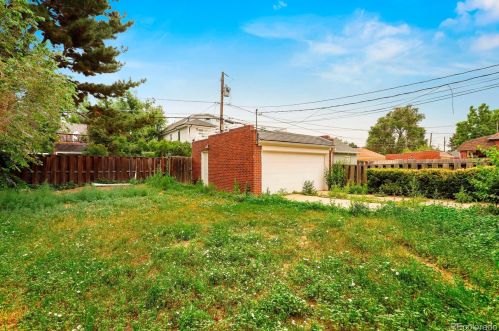 1060 Steele St, Denver CO  80206-3420 exterior