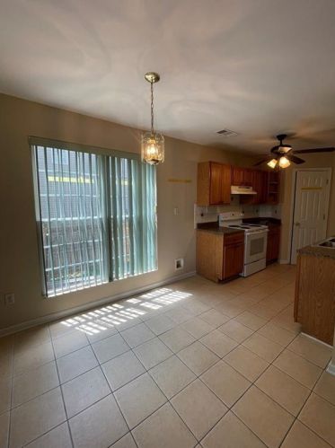 2427 Hi Roc Cir, Conyers, GA 30012-2409