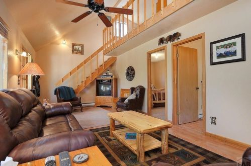 152 Bull Domingo Ln, Horn Creek, CO 81252-9843