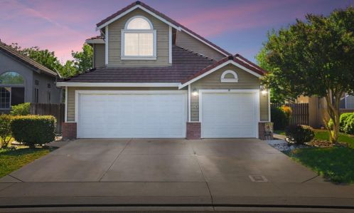 328 Ansonville Ln, Modesto, CA 95357-1400