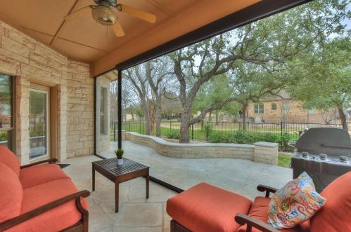 4900 Hidden Springs Trl, Georgetown, TX 78633-5244