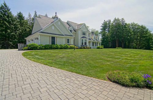 9 White Horse Dr, Rye, NH 03870-2348