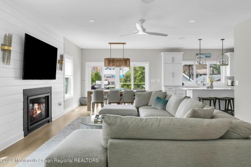 516 Club Dr, Point Pleasant Beach, NJ 08742-5016