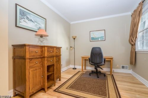 22 La Costa Dr, Annandale, NJ 08801-1667