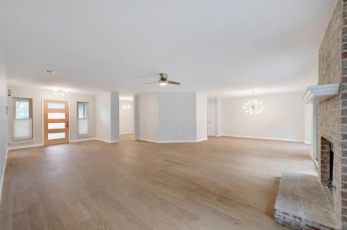 12201 Antoinette Pl, Austin TX  78727-5320 exterior