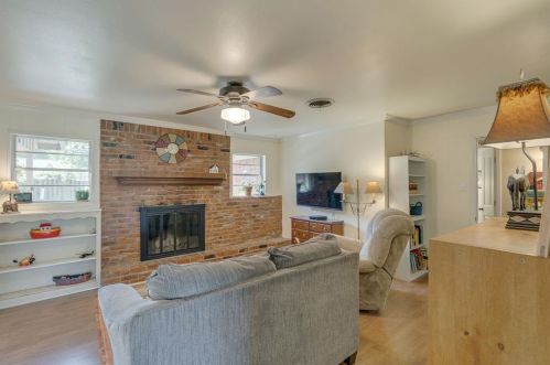 5809 Trl Lk Dr, Fort Worth TX  76133-1250 exterior