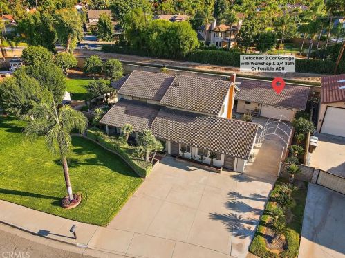 7060 Edgewild Dr, Riverside, CA 92506-5001
