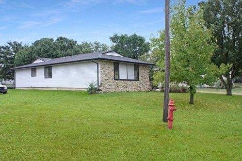 360 Wichita St, Benton, KS 67017-8727