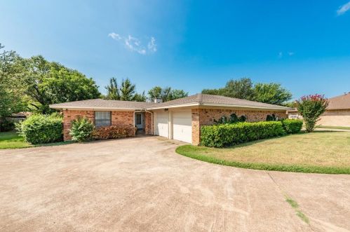 4445 Alta Mesa Blvd, Fort Worth TX  76133 exterior
