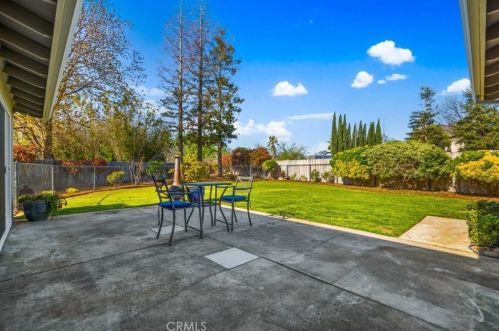 1073 Verde Dr, Chico, CA 95973-1028