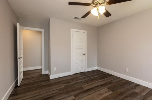7621 Pear Tree Ln, Fort Worth TX  76133-7462 exterior