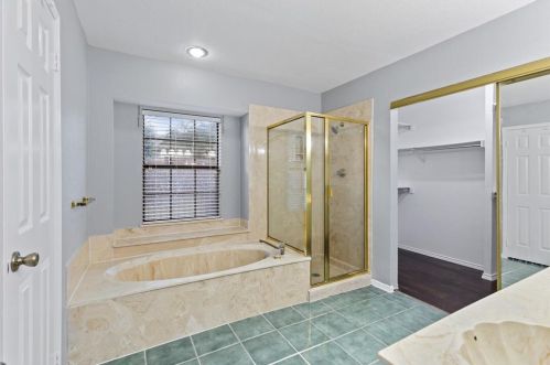 4221 Harvest Pt Dr, Carrollton TX 75010-4124 exterior