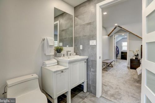 15009 Snowden Dr, Silver Spring MD 20905-5663 exterior