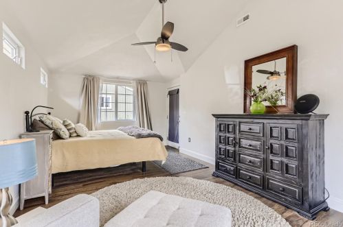 1155 Bates Pkwy, Englewood CO 80113-1777 exterior