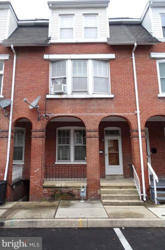 1111 Poplar St, York PA  17403-1826 exterior