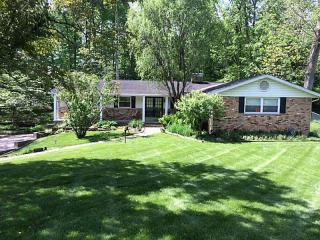 1615 Winding Trl, Springfield, OH 45503-2812