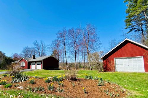 130 Beech St, Unity, NH 03773-1464