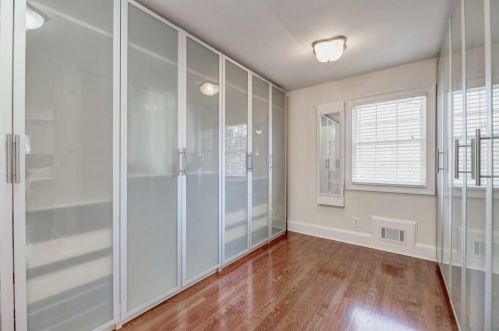 7000 Hunters Br Dr, Atlanta GA  30328-1718 exterior