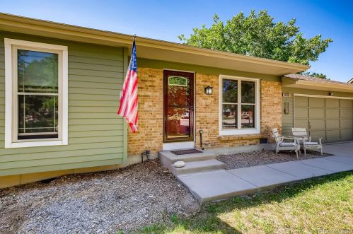 16241 Alabama Dr, Aurora, CO 80017-4157