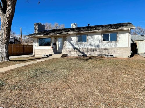3607 Brookfield Ln, Pueblo CO  81005-3325 exterior