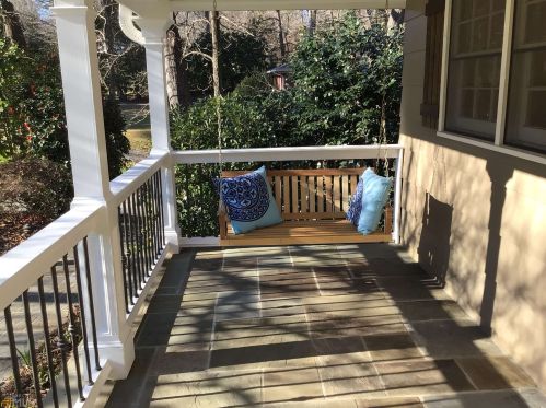 139 Glencrest Dr, Toccoa, GA 30577-1815
