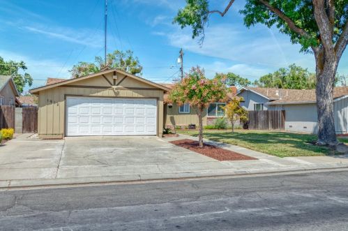 1913 Sunrise Ave, Modesto, CA 95350-3504
