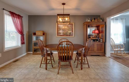 239 Railroad Ave, Ephrata PA  17522-2327 exterior