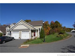 1 Boulderbrook Ct, Waterbury, CT 06712-1070