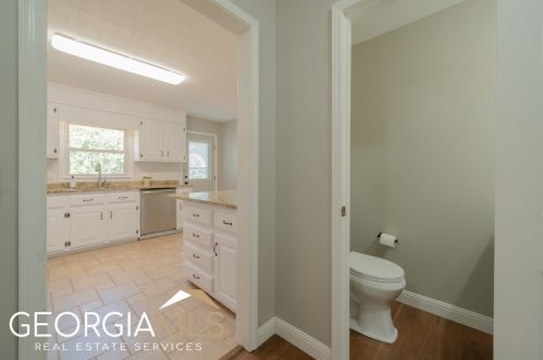 1308 Cross Plains Hulett Rd, Carrollton GA  30116-6643 exterior