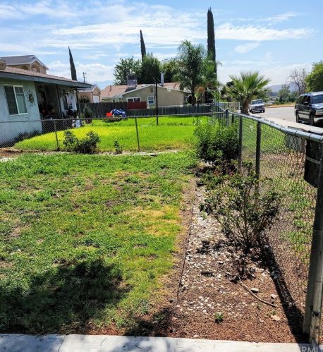 477 O St, Colton, CA 92324-3234
