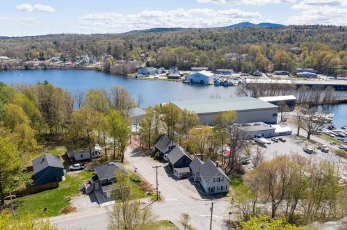154 School St, Laconia, NH 03246-2449