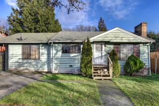 530 28 Ave, Seattle WA  98188-5121 exterior