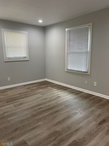 905 Crestwood Ter, Warner Robins GA  31088-4536 exterior