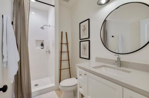 3314 Far View Dr, Austin TX  78730-3303 exterior