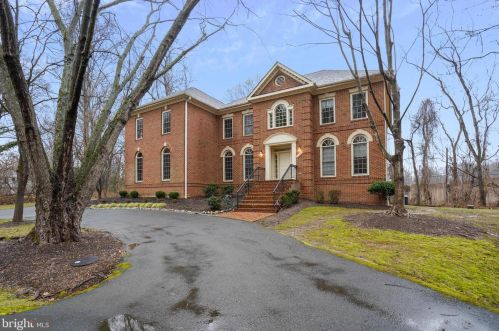 712 Live Oak Dr, Mc Lean, VA 22101-1569