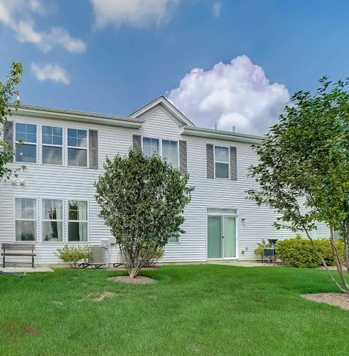 1403 Lighthouse Ln, Pingree Grove IL  60140-2076 exterior