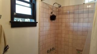 1813 Lucretia Ave, Los Angeles CA  90026-1807 exterior