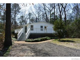 5581 Riverview Rd, Williamsburg, VA