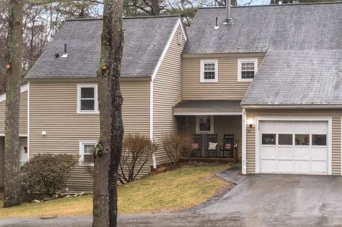 22 Winterwood Dr, Londonderry, NH 03053-3329
