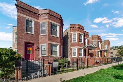 1032 Lawndale Ave, Chicago, IL 60651-3909