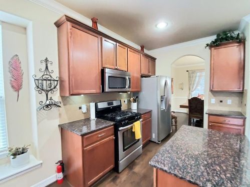 5214 Jay Thrush Dr, Richmond TX 77407-4011 exterior