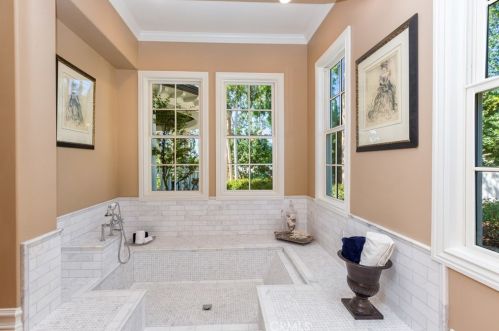 1015 Tiger Tail Dr, Riverside CA  92506-5423 exterior