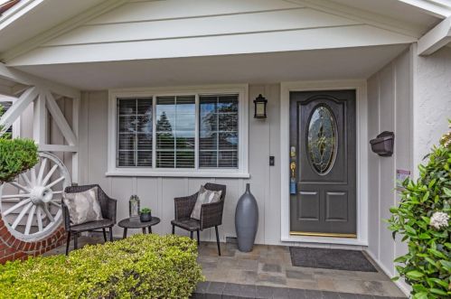 3383 Lubich Dr, Mountain View, CA 94040-4557