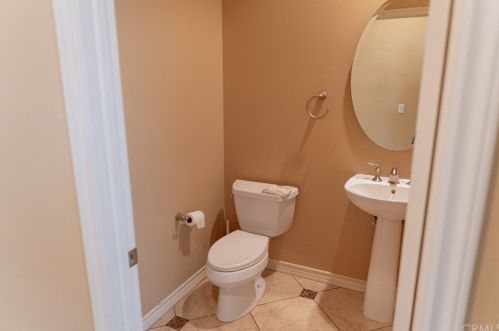 63 Gentry, Irvine CA  92620-2835 exterior