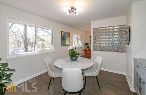 3007 Dogwood Dr, Atlanta GA  30344-3905 exterior