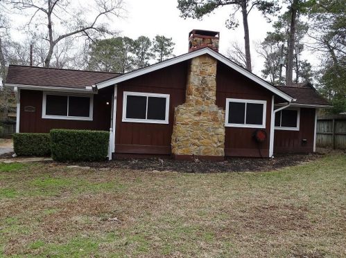 160 Custers Ct, Conroe TX  77304-7200 exterior