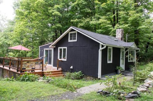 73 Ridge Rd, Bethlehem, CT 06751-1325