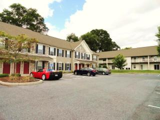 1356 Hammon Ave, Ephrata PA  17522-2917 exterior