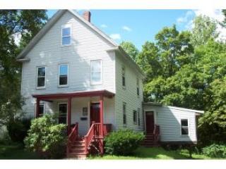 61 High St, Tilton, NH 03276-5524