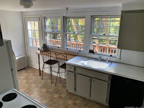 183 Westport Rd, Wilton CT  06897-4638 exterior